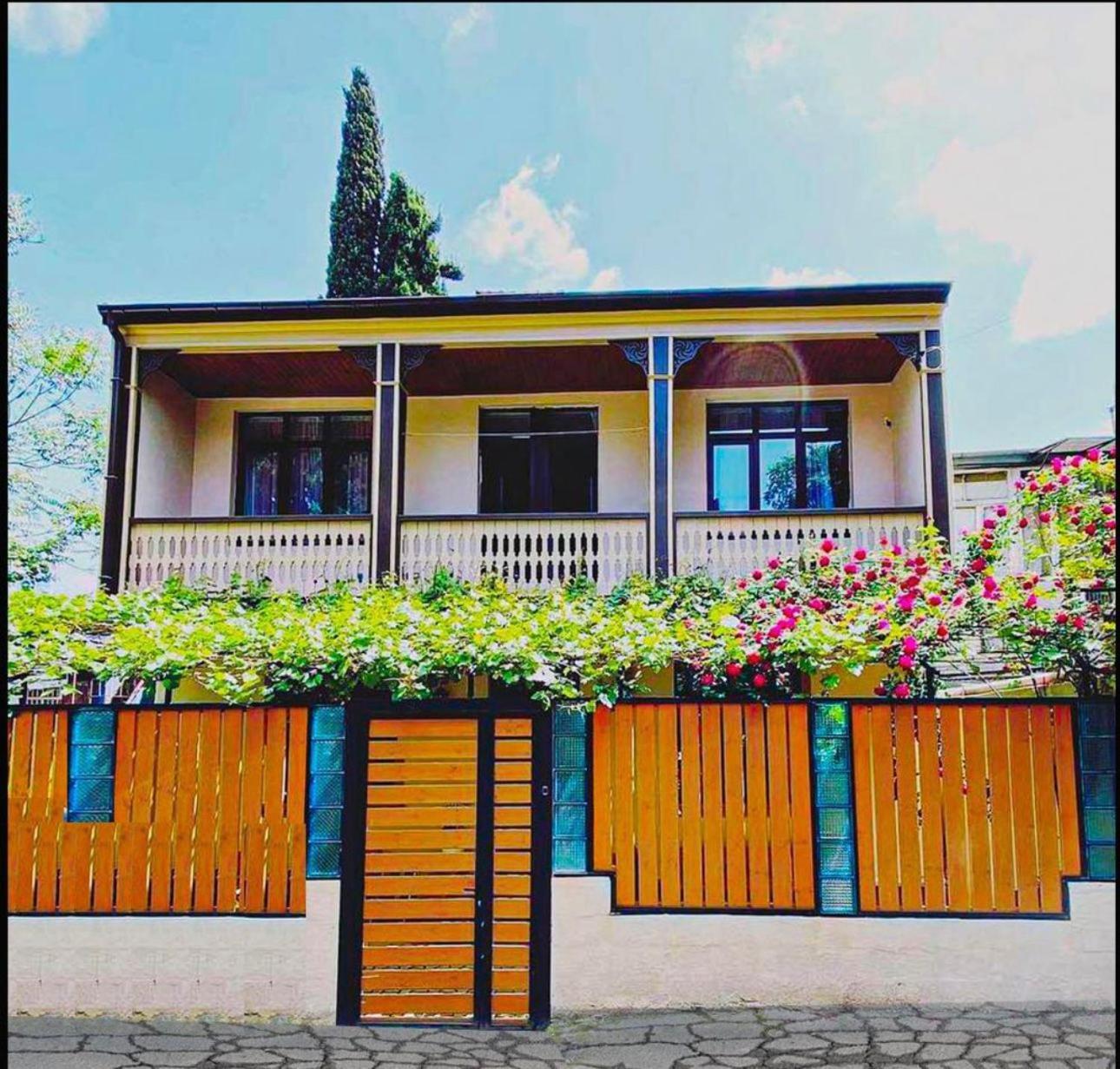 Hotel "Tbilisi Tales" In The Heart Of The Old City Εξωτερικό φωτογραφία